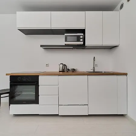 Spacious Dmowskiego By The River With Parking & Balcony By Renters Apartamento *