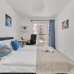 Spacious Dmowskiego By The River With Parking & Balcony By Renters 公寓