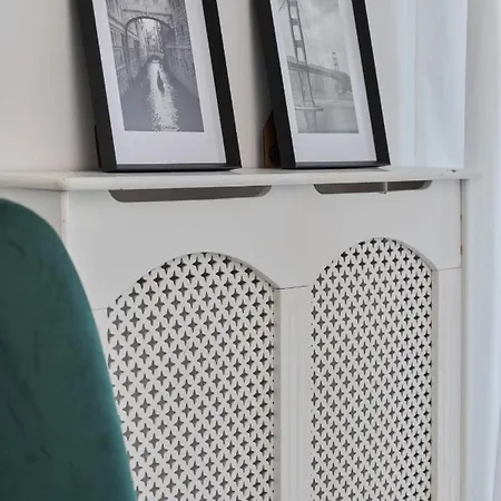 Spacious Dmowskiego By The River With Parking & Balcony By Renters アパート ヴロツワフ