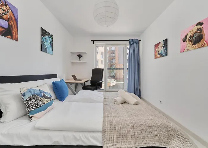 Spacious Dmowskiego By The River With Parking & Balcony By Renters Apartman