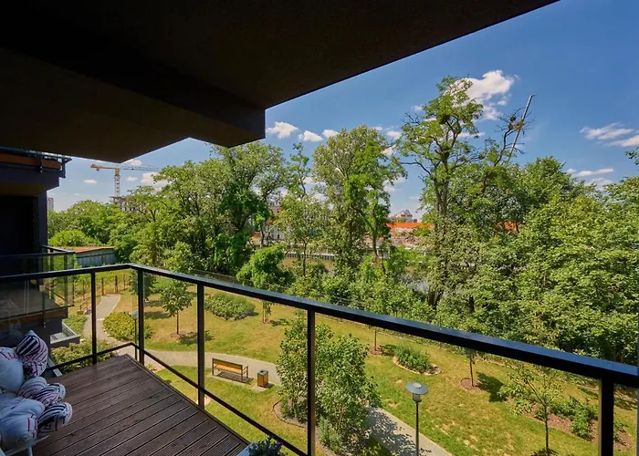 Apartman Spacious Dmowskiego By The River With Parking & Balcony By Renters *