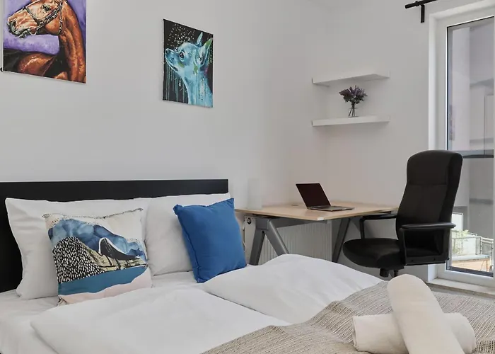 Spacious Dmowskiego By The River With Parking & Balcony By Renters Apartman *